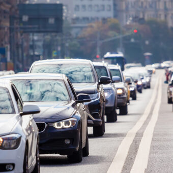 Smart IoT Solution for Resolving Traffic Jams