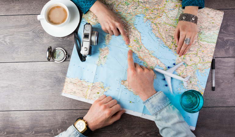 Travel Comparison and Booking Engine to Personalize Trip Planning