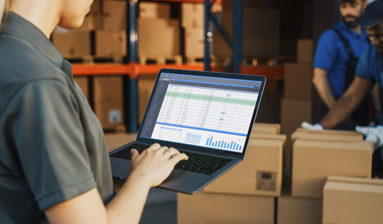 Dispatch Management Software: Six Features for Increased Fleet Efficiency