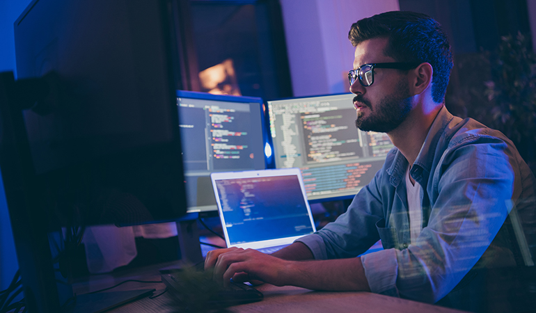 Resilient Banking with AWS Cloud Migration