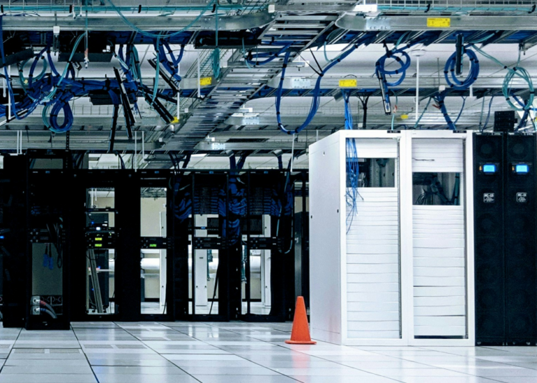 Your Ultimate Guide to Data Warehousing in the Age of AI